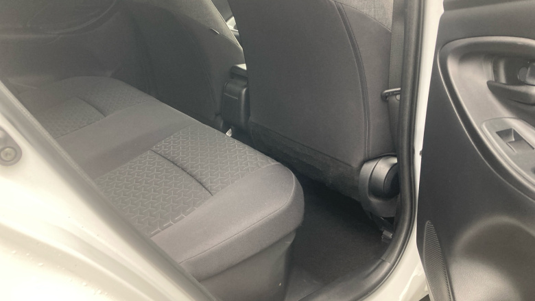 Toyota Yaris Cross 1.5 Hybrid Design 5dr CVT Hybrid Estate